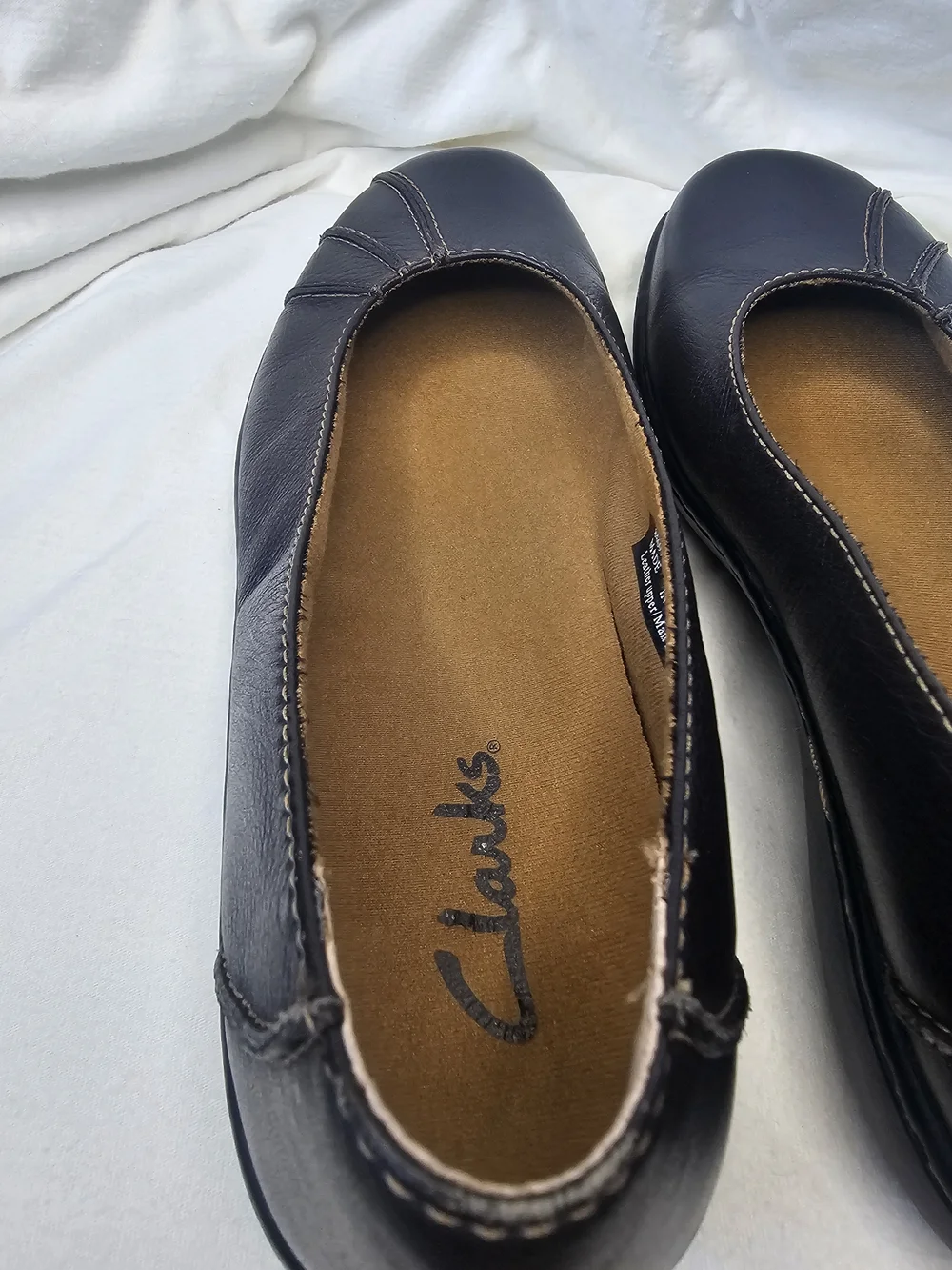 Y2K Clarks Black Leather Comfort Slip-On Ballet Flats